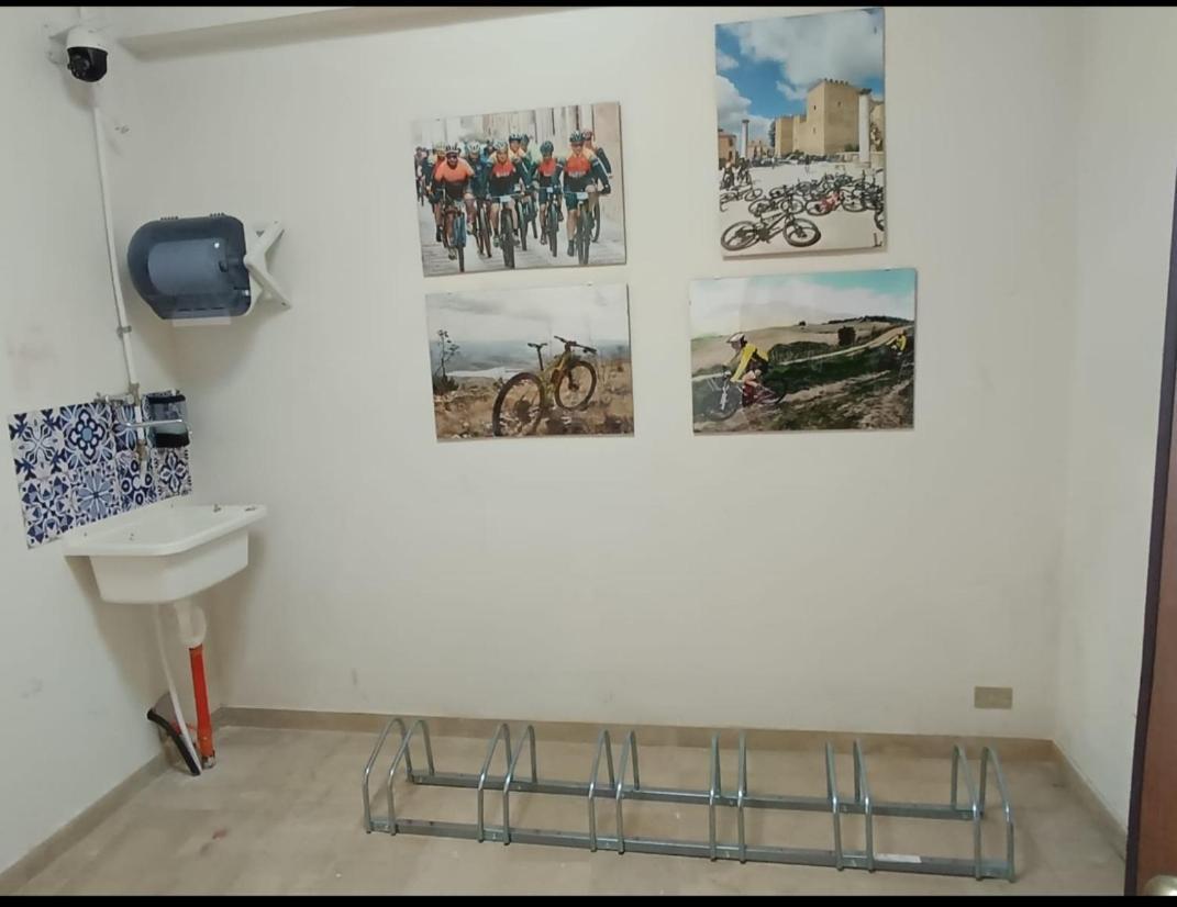 D&P Suites 1 Salemi Buitenkant foto